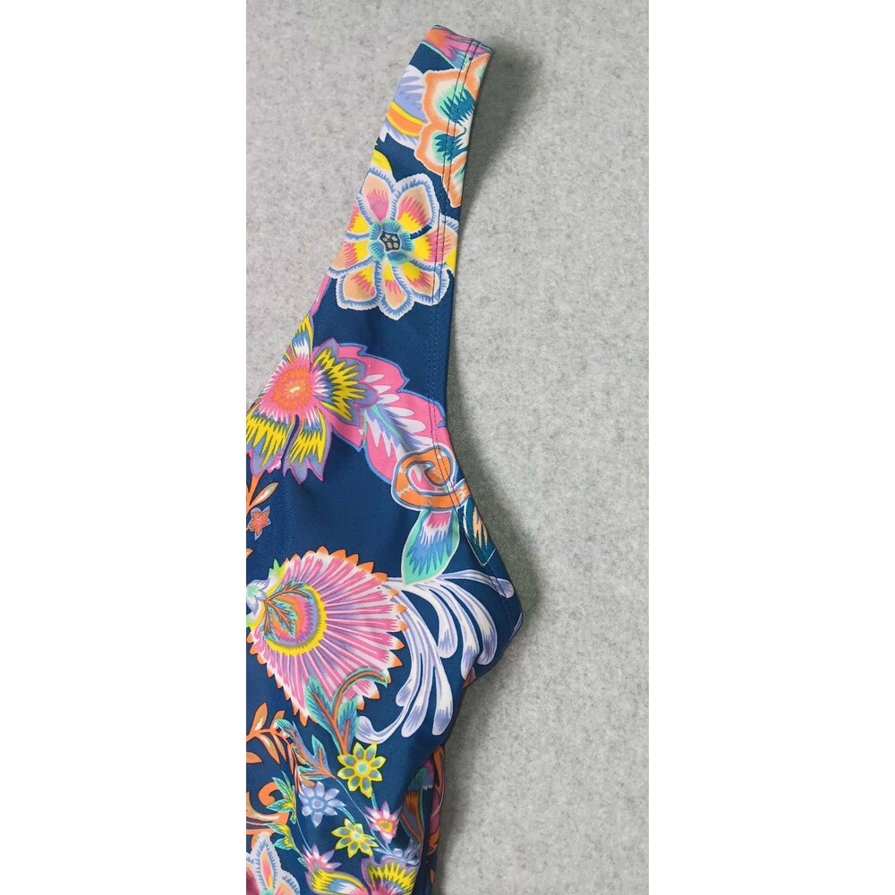 BCBGMaxAzria Women's Floral Paisley Lace-Up VNeck One Piece Swimsuit Size L Boho - Picture 6 of 13